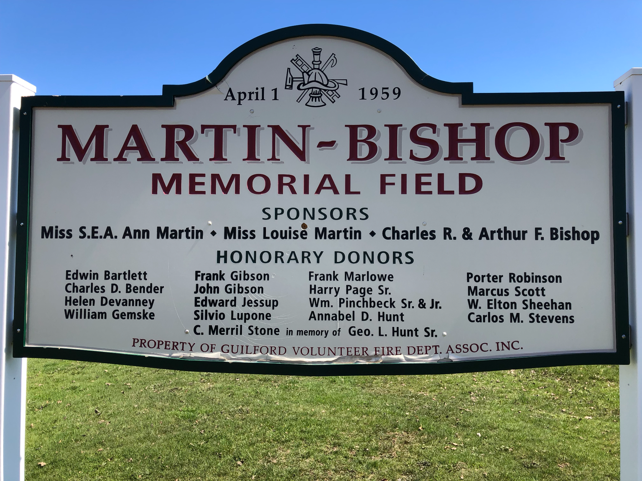 Field entrance sign